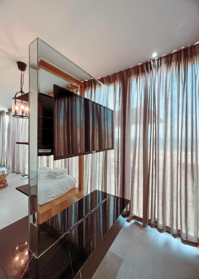 Caravana Beach Resort Al Zorah Ajman Bagian luar foto